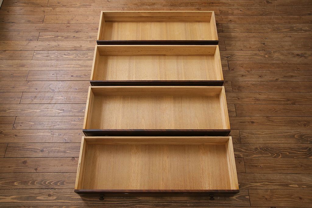 中古　北海道民芸家具　シックな雰囲気漂う2段重ねチェスト(整理タンス、引き出し)