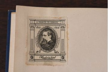 アンティーク雑貨　イギリスアンティーク　CHARLES DICKENS(チャールズ・ディケンズ)　本(洋書、英字本、小説)2冊セット(3)