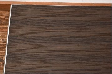 中古　B&B　シンプルなディティールが美しいローテーブル(センターテーブル)(定価約30万円)(1)