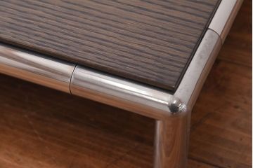 中古　B&B　シンプルなディティールが美しいローテーブル(センターテーブル)(定価約30万円)(1)