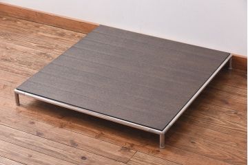 中古　B&B　シンプルなディティールが美しいローテーブル(センターテーブル)(定価約30万円)(2)