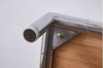 中古　B&B　シンプルなディティールが美しいローテーブル(センターテーブル、リビングテーブル)(定価約30万円)(3)(R-028867)