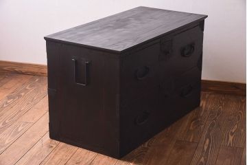 アンティーク家具　和製アンティーク　太鼓鋲がアクセントのリメイク時代箪笥ローチェスト(サイドチェスト)