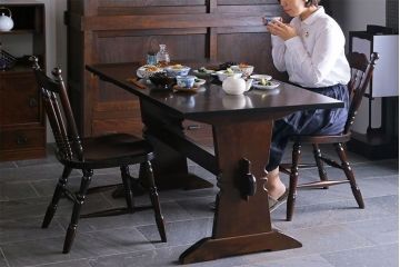 ビンテージ　松本民芸家具　気品漂うB型食卓(ダイニングテーブル)(定価約23万円)