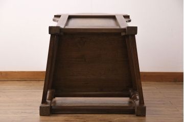 アンティーク雑貨　イギリスビンテージ　オーク材　凝った彫刻が目を引くアームチェア(椅子、ダイニングチェア)(2)