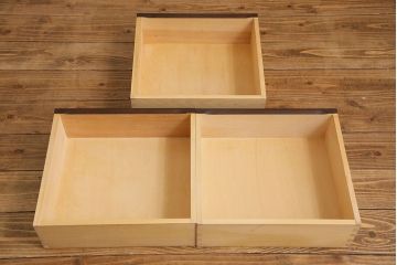 中古　美品　北海道民芸家具　HM165K　収納力抜群のシックな食器棚(カップボード、キャビネット)(定価約57万円)