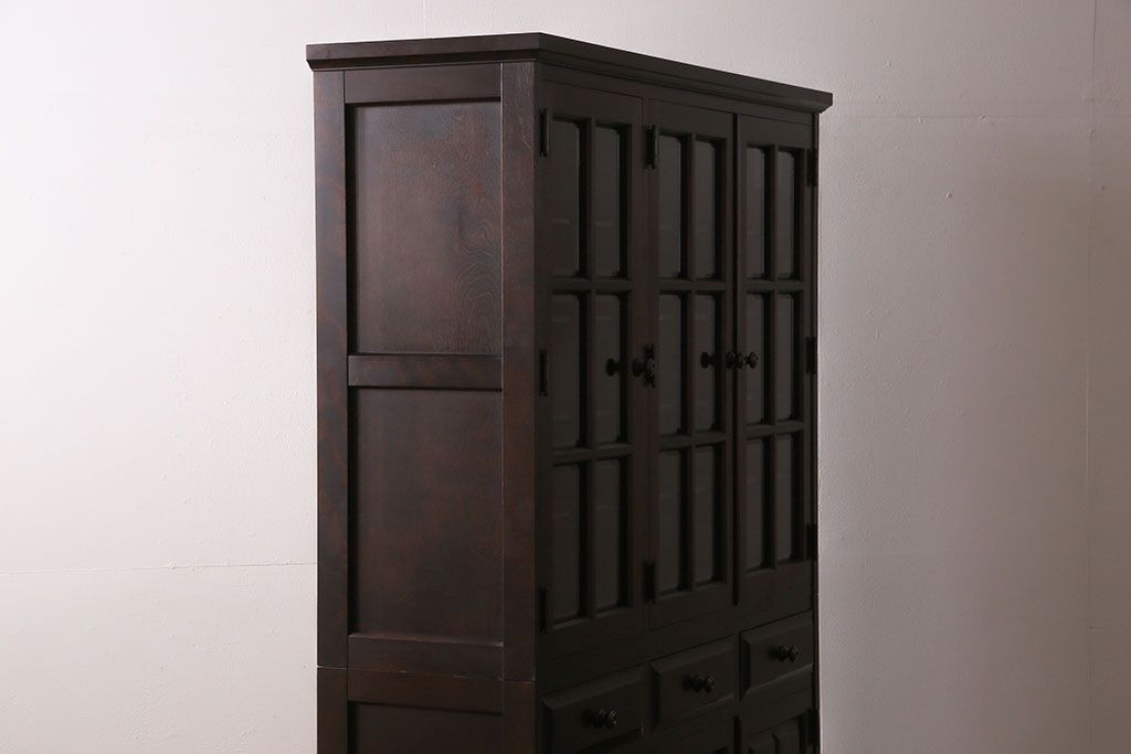 中古　美品　北海道民芸家具　HM165K　収納力抜群のシックな食器棚(カップボード、キャビネット)(定価約57万円)