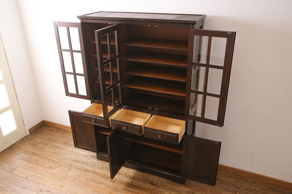 中古　美品　北海道民芸家具　HM165K　収納力抜群のシックな食器棚(カップボード、キャビネット)(定価約57万円)