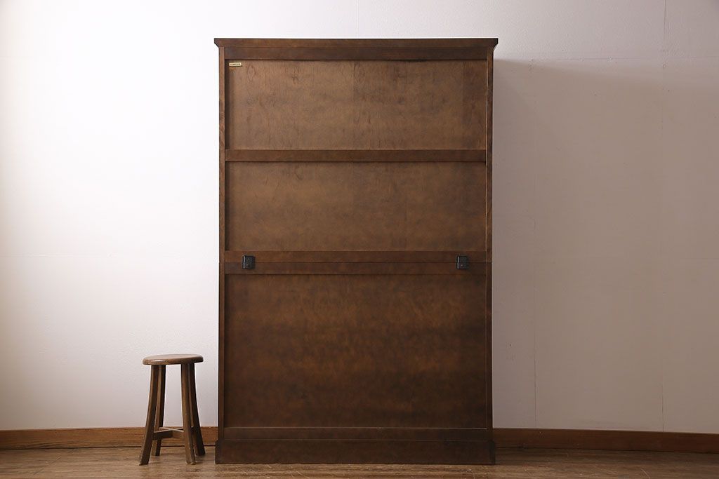 中古　美品　北海道民芸家具　HM165K　収納力抜群のシックな食器棚(カップボード、キャビネット)(定価約57万円)