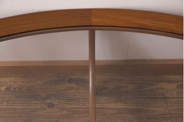 ヴィンテージ家具　北欧ビンテージ　G-plan(ジープラン)　　チーク材　ガラストップがおしゃれなコーヒーテーブル(センターテーブル)