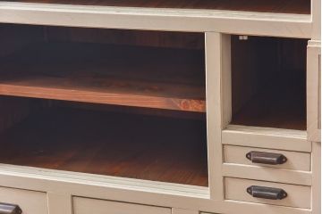 ペイント家具　モールガラス入り　鉄脚が付いたレトロな収納棚(キャビネット、食器棚)