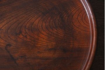 アンティーク雑貨　和製アンティーク　飴色の風合いが美しい丸盆(お盆、トレー)