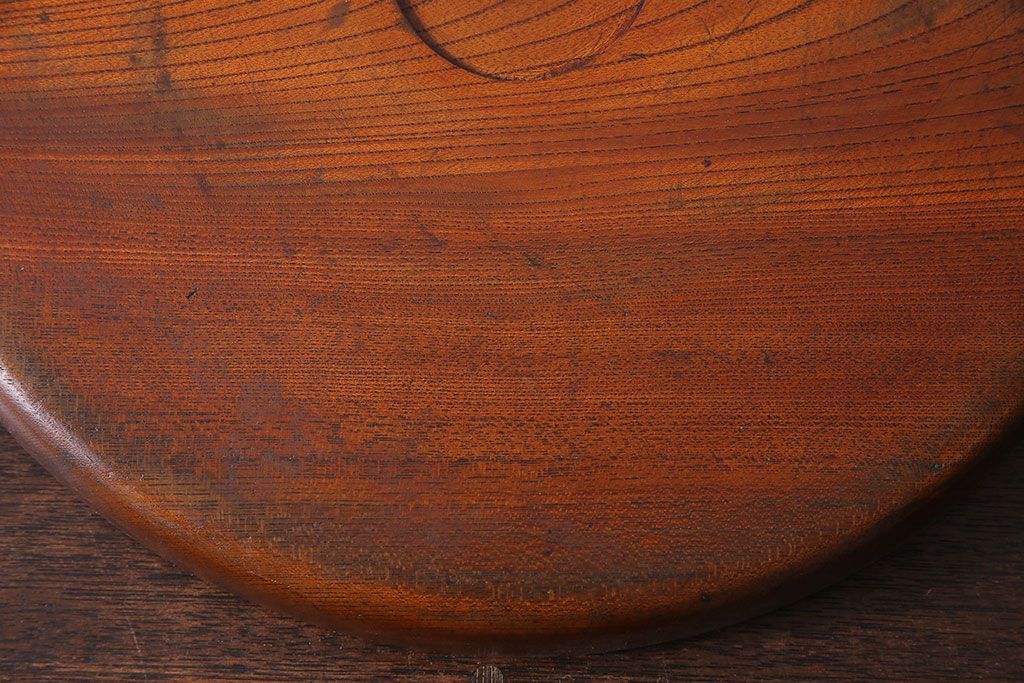 アンティーク雑貨　和製アンティーク　飴色の風合いが美しい丸盆(お盆、トレー)