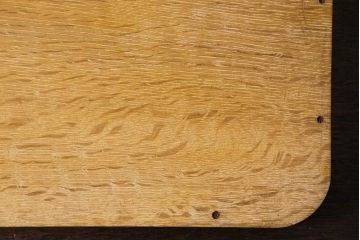 アンティーク雑貨　昭和中期　オーク(ナラ)材　素朴な雰囲気漂うお盆(木製トレー)(2)