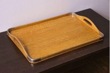 アンティーク雑貨　昭和中期　オーク(ナラ)材　素朴な雰囲気漂うお盆(木製トレー)(2)
