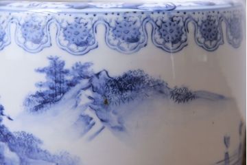 アンティーク雑貨　山水図　日本らしい雰囲気を高める瀬戸火鉢(鉢カバー)(1)