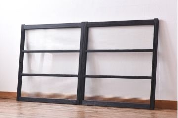 ペイント家具　モールガラス入り　モダンな引き戸(ガラス戸、窓)2枚セット(1)