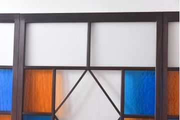 大正ロマン　色ガラス入り　レトロなデザインのガラス戸(引き戸、建具)4枚組