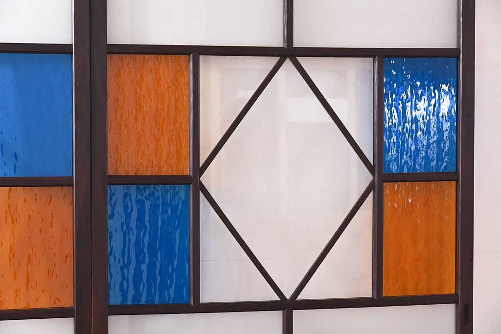 大正ロマン　色ガラス入り　レトロなデザインのガラス戸(引き戸、建具)4枚組