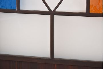 大正ロマン　色ガラス入り　レトロなデザインのガラス戸(引き戸、建具)4枚組