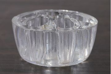 アンティーク雑貨　イギリス　シンプルなデザインのガラス製フラワーホルダー(ペン立て)