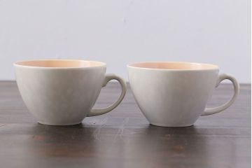 アンティーク雑貨　イギリスビンテージ　Poole Potter(プール・ポタリー)　Twintone(ツイントーン)　Peach Bloom×Seagull　カップ&ソーサー2客セット
