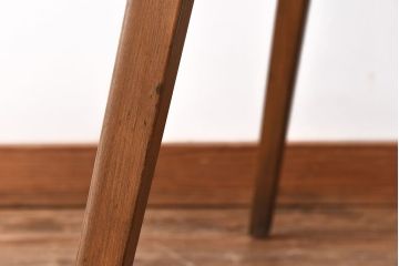アンティーク家具　イギリスERCOL(アーコール)　シンプルなデザインのドロップリーフテーブル(エクステンションテーブル、ダイニングテーブル)