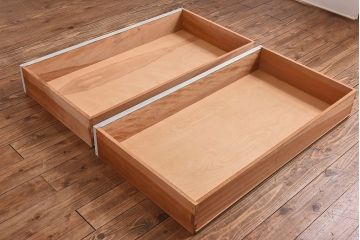 ペイント家具　中古　松本民芸家具　柔らかな色合いが魅力のD型洋服箪笥(ワードローブ、チェスト、キャビネット)