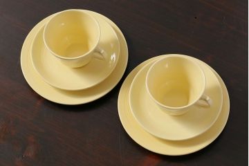 アンティーク雑貨　イギリスビンテージ　Woods ware(ウッズウエア)　Jasmine(ジャスミン)　レトロなトリオ2客セット