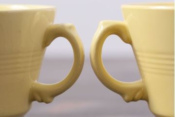 イギリスビンテージ　Woods ware(ウッズウエア)　Jasmine(ジャスミン)　レトロなカップ&ソーサー2客セット