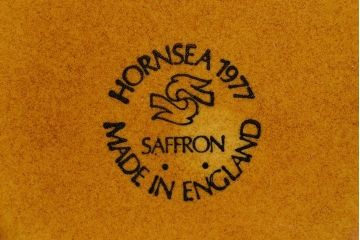 アンティーク雑貨　イギリスビンテージ　HORNSEA(ホーンジー)　Saffron(サフラン)　レトロでかわいらしいトリオ2客セット(1)