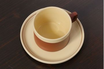 イギリスビンテージ　HORNSEA(ホーンジー)　CINNAMON(シナモン)　カップ&ソーサー1客