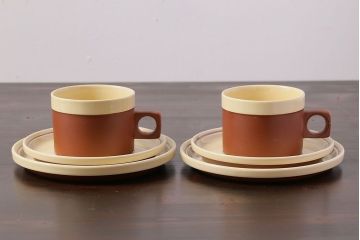 イギリスビンテージ　HORNSEA(ホーンジー)　CINNAMON(シナモン)　カップ&ソーサー&プレート　トリオ2客(2)
