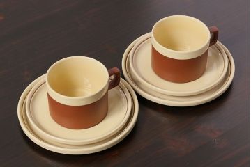 イギリスビンテージ　HORNSEA(ホーンジー)　CINNAMON(シナモン)　カップ&ソーサー&プレート　トリオ2客(2)