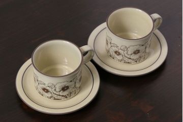 アンティーク雑貨　イギリスビンテージ　HORNSEA(ホーンジー)　Cornrose(コーンローズ)　カップ&ソーサー2客セット(1)