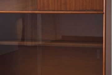 北欧家具　G-PLAN(ジープラン)　BBシリーズ(Black&Brass)のキャビネット(収納棚、サイドキャビネット)