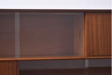 北欧家具　G-PLAN(ジープラン)　BBシリーズ(Black&Brass)のキャビネット(収納棚、サイドキャビネット)