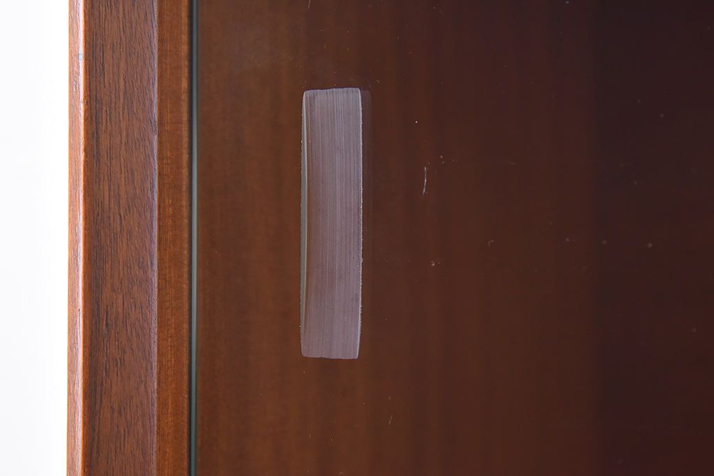 北欧家具　G-PLAN(ジープラン)　BBシリーズ(Black&Brass)のキャビネット(収納棚、サイドキャビネット)