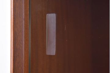 北欧家具　G-PLAN(ジープラン)　BBシリーズ(Black&Brass)のキャビネット(収納棚、サイドキャビネット)