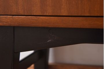 北欧家具　G-PLAN(ジープラン)　BBシリーズ(Black&Brass)のキャビネット(収納棚、サイドキャビネット)