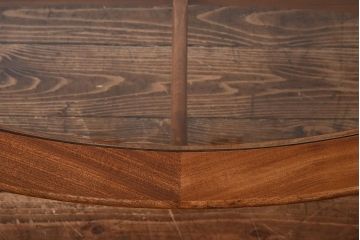 ヴィンテージ家具　G-plan(ジープラン)　北欧ビンテージ　チーク材　ガラストップがおしゃれなコーヒーテーブル(センターテーブル)(1)