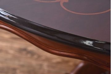 イタリア製　中古　象嵌入りの優雅なダイニングテーブル