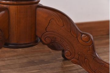 イタリア製　中古　象嵌入りの優雅なダイニングテーブル