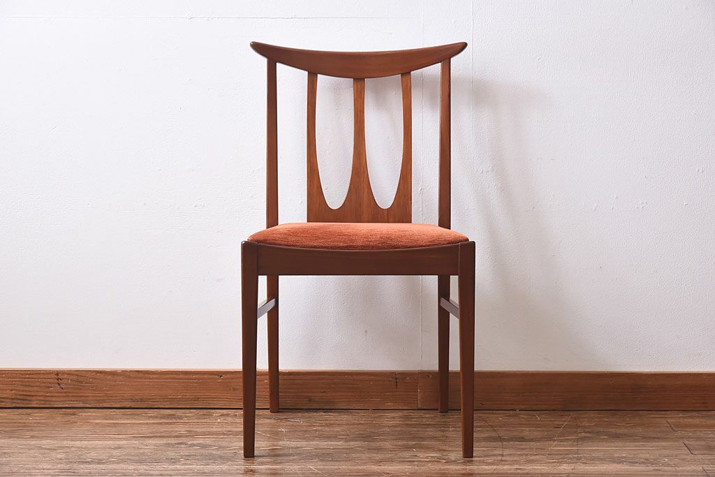 北欧家具　G-PLAN(ジープラン)　洗練された雰囲気のダイニングチェア(椅子)(1)