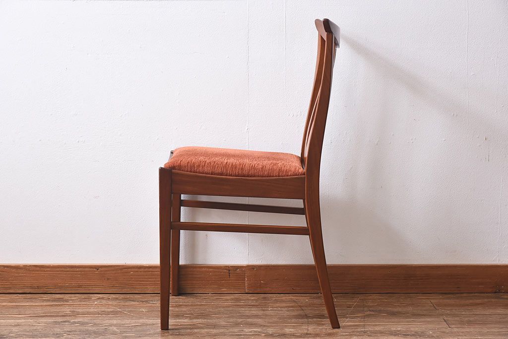 北欧家具　G-PLAN(ジープラン)　洗練された雰囲気のダイニングチェア(椅子)(1)