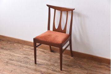 北欧家具　G-PLAN(ジープラン)　洗練された雰囲気のダイニングチェア(椅子)(1)