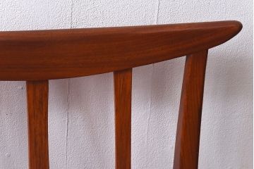 北欧家具　G-PLAN(ジープラン)　洗練された雰囲気のダイニングチェア(椅子)(1)