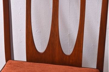 北欧家具　G-PLAN(ジープラン)　洗練された雰囲気のダイニングチェア(椅子)(1)