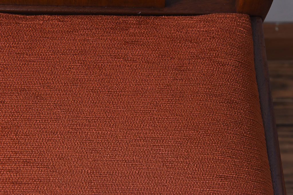 北欧家具　G-PLAN(ジープラン)　洗練された雰囲気のダイニングチェア(椅子)(2)