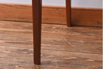 北欧家具　G-PLAN(ジープラン)　洗練された雰囲気のダイニングチェア(椅子)(2)